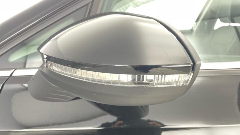 Used Volkswagen Golf 2024 for sale - 75945285: Photo 36