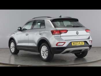 Used Volkswagen T-Roc 2023 for sale - 75068936: Photo