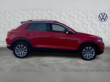 Used Volkswagen T-Roc 2020 for sale - 75371636: Photo