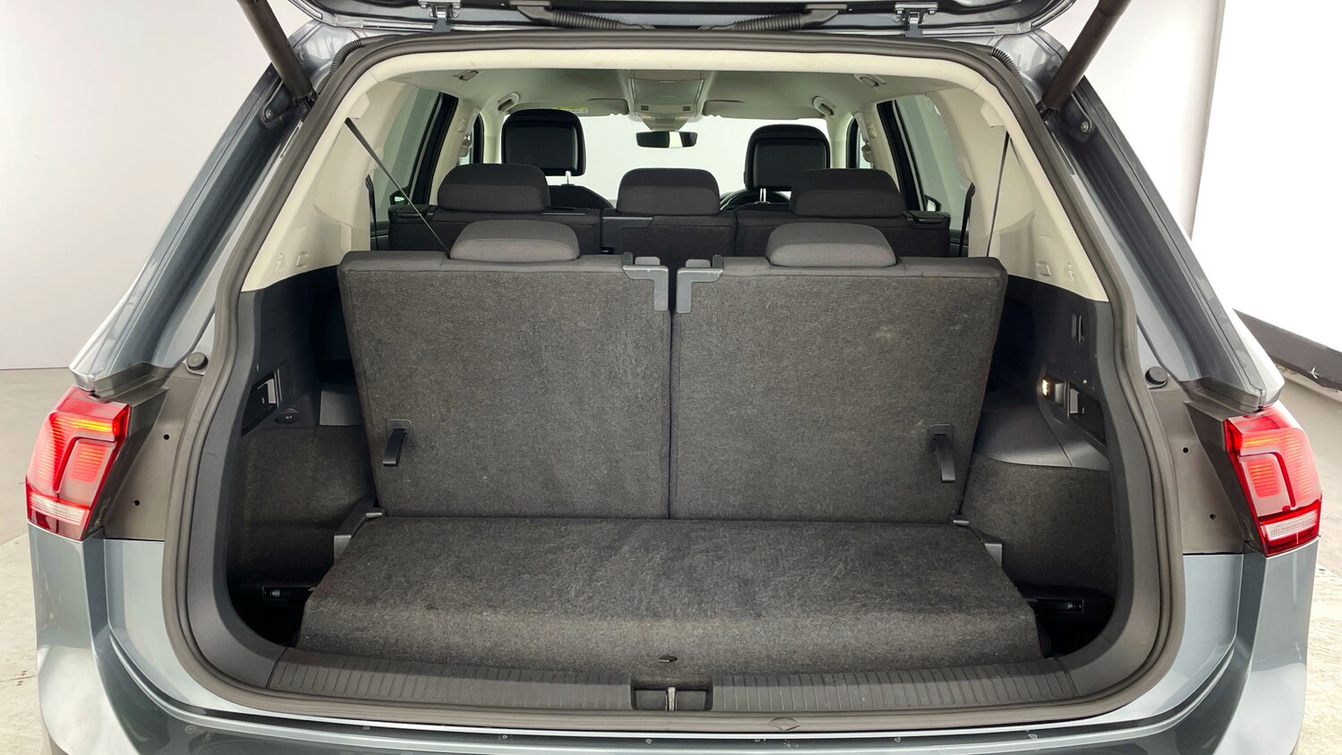 Used Volkswagen Tiguan Allspace 2020 for sale - 77872312: Photo 33