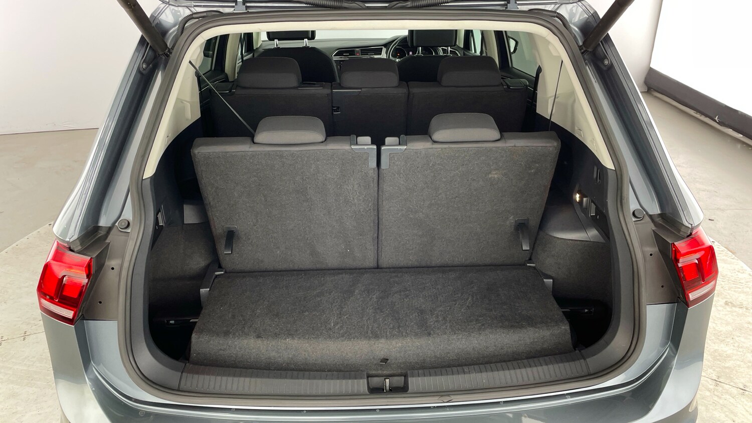 Used Volkswagen Tiguan Allspace 2020 for sale - 77872312: Photo 34