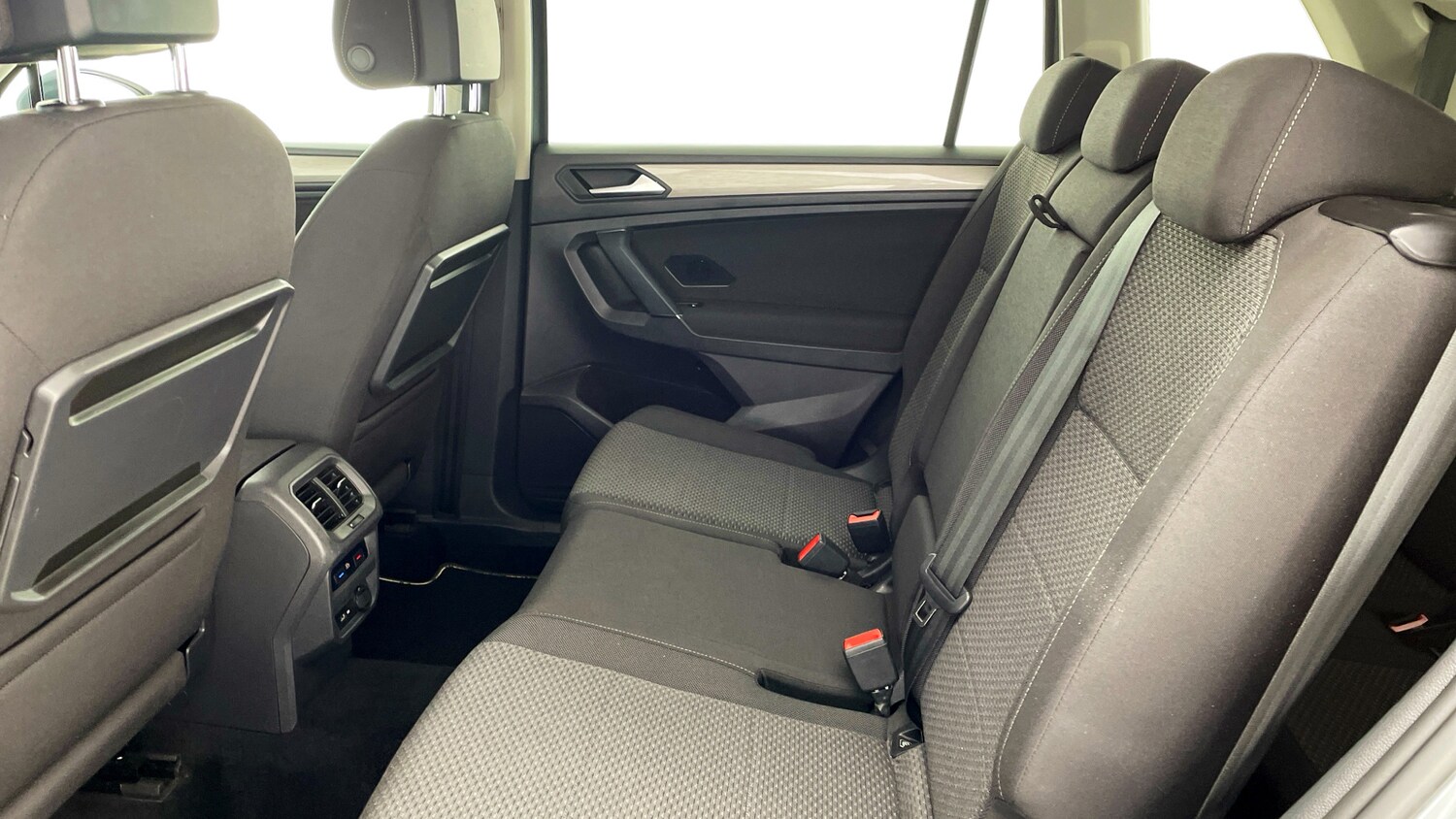 Used Volkswagen Tiguan Allspace 2020 for sale - 77872312: Photo 38