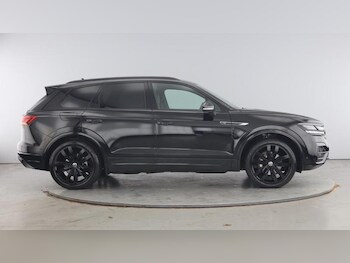 Used Volkswagen Touareg 2023 for sale - 75511921: Photo