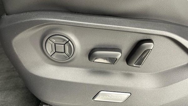 Used Volkswagen Touareg 2025 for sale - 75608035: Photo 44
