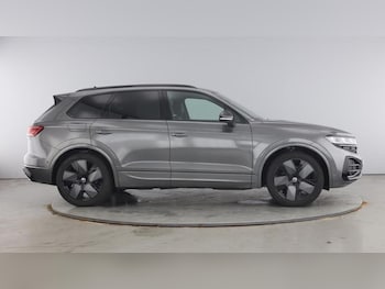 Used Volkswagen Touareg 2025 for sale - 75608035: Photo