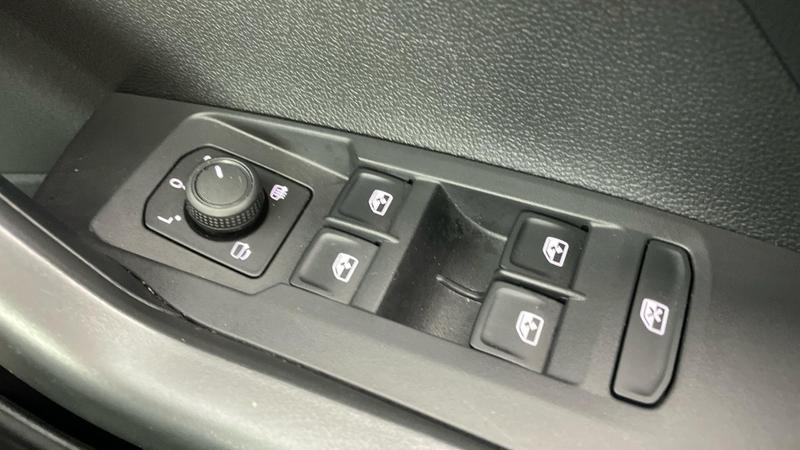 Used Volkswagen T-Cross 2023 for sale - 76332590: Photo 19