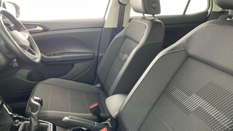 Used Volkswagen T-Cross 2023 for sale - 76332590: Photo 32