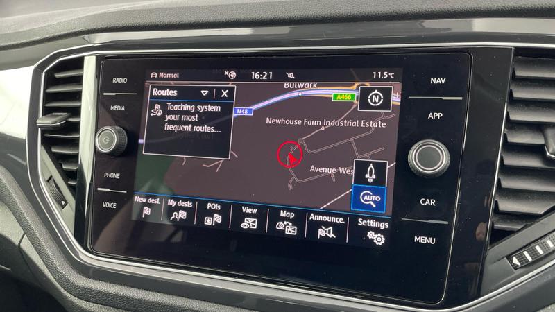 Used Volkswagen T-Roc 2020 for sale - 76332600: Photo 15