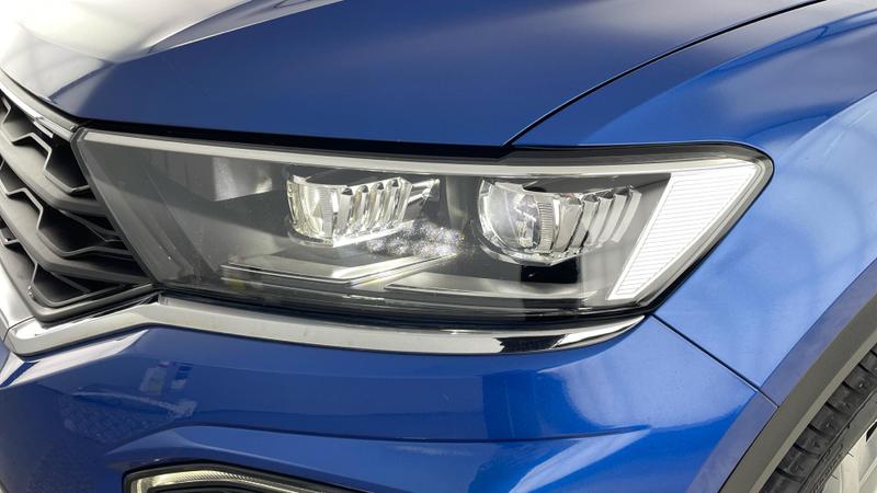 Used Volkswagen T-Roc 2020 for sale - 76332600: Photo 35