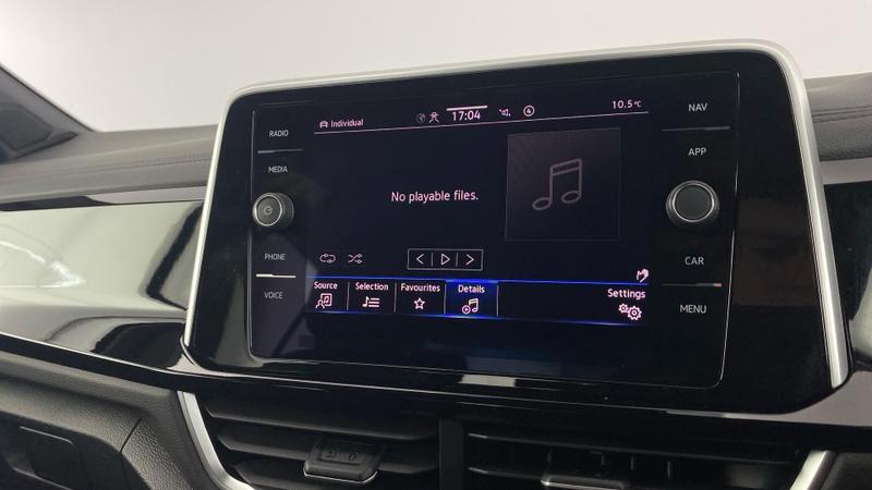 Used Volkswagen T-Roc 2023 for sale - 76766987: Photo 14