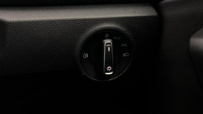 Used Volkswagen T-Roc 2023 for sale - 76766987: Photo 21