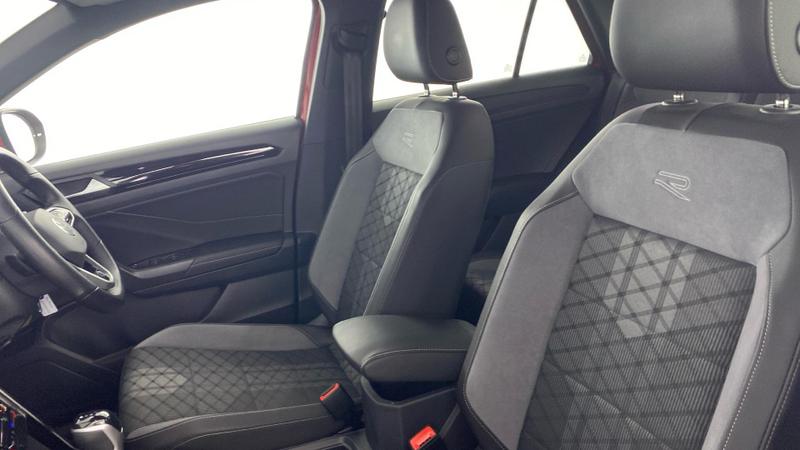 Used Volkswagen T-Roc 2023 for sale - 76766987: Photo 31