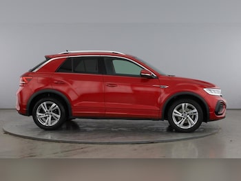 Used Volkswagen T-Roc 2023 for sale - 76766987: Photo