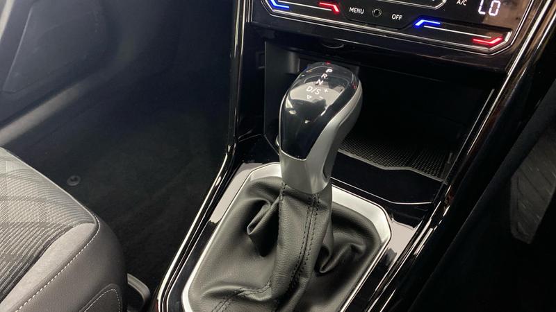 Used Volkswagen T-Roc 2023 for sale - 76766987: Photo 7