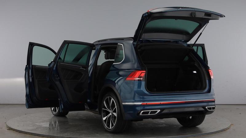 Used Volkswagen Tiguan 2023 for sale - 76862353: Photo 11