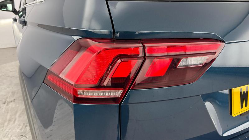 Used Volkswagen Tiguan 2023 for sale - 76862353: Photo 34