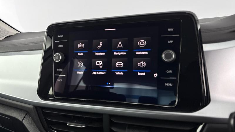 Used Volkswagen T-Roc 2023 for sale - 77476876: Photo 18