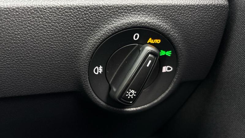 Used Volkswagen T-Roc 2023 for sale - 77476876: Photo 24