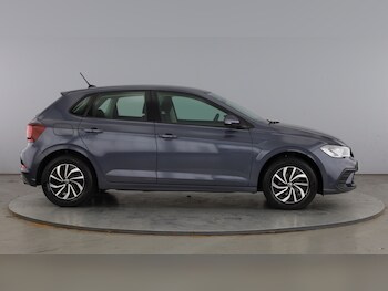 Used Volkswagen Polo 2024 for sale - 78091239: Photo