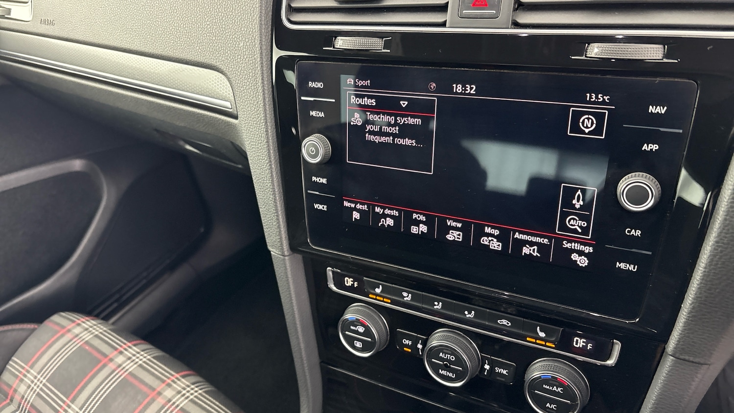 Used Volkswagen Golf 2018 for sale - 78135108: Photo 16