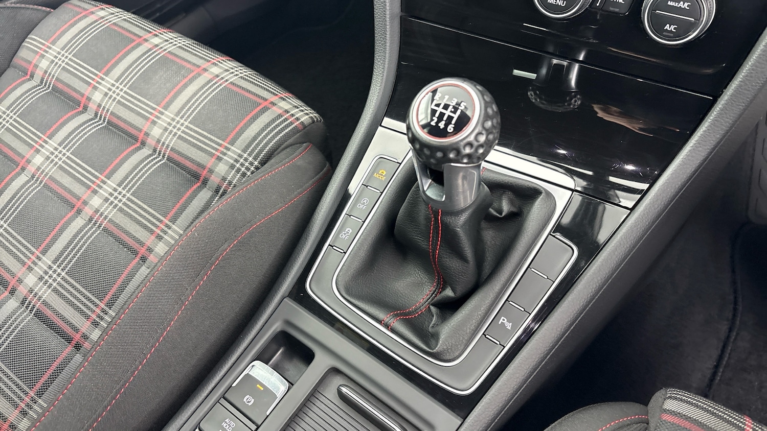 Used Volkswagen Golf 2018 for sale - 78135108: Photo 25