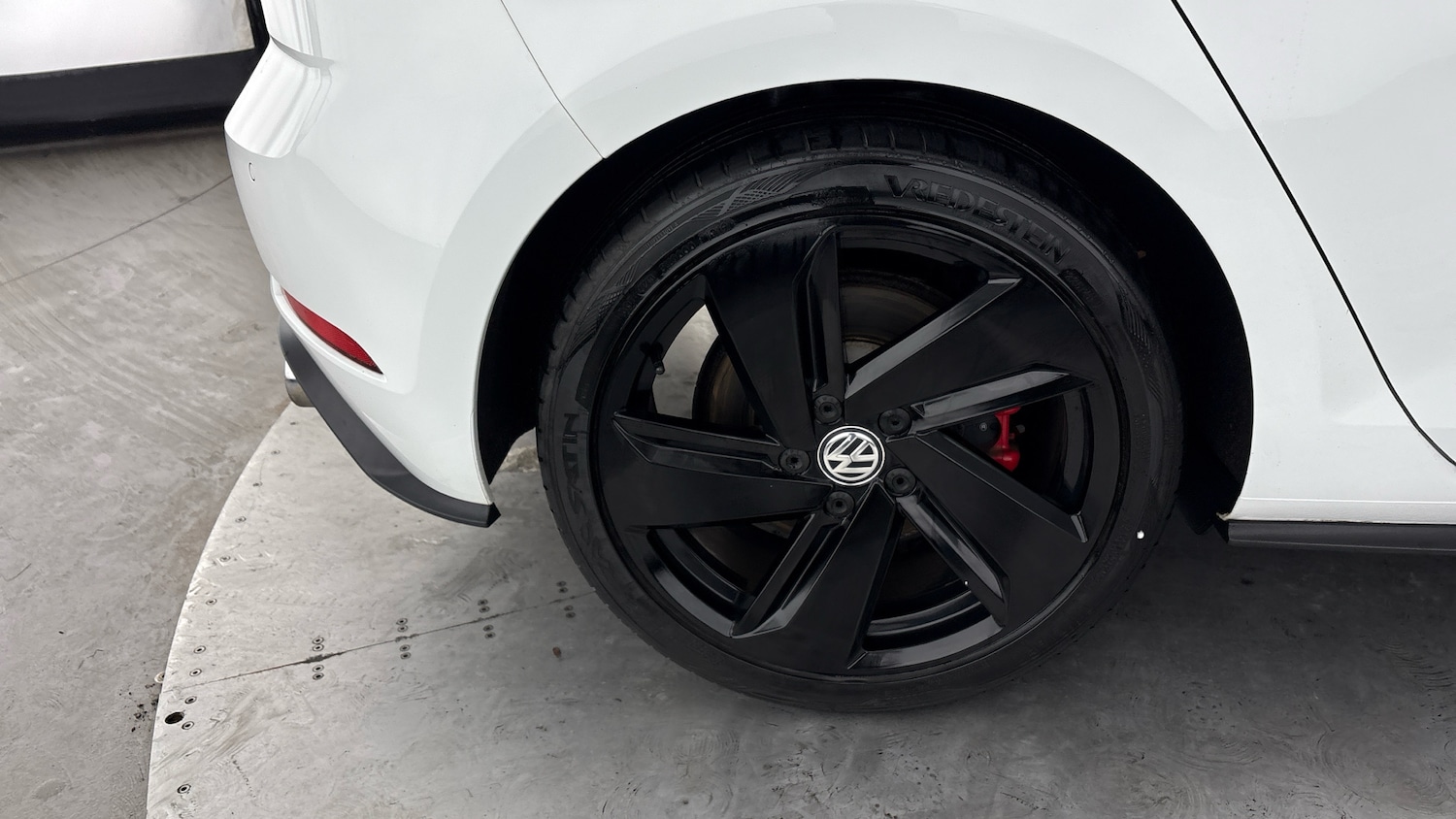 Used Volkswagen Golf 2018 for sale - 78135108: Photo 32