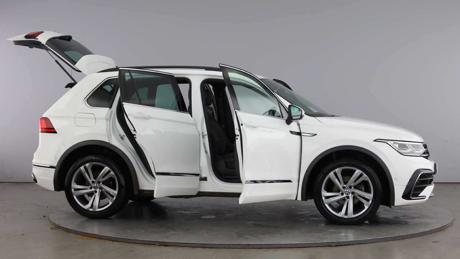 Used Volkswagen Tiguan 2023 for sale - 77676466: Photo 11