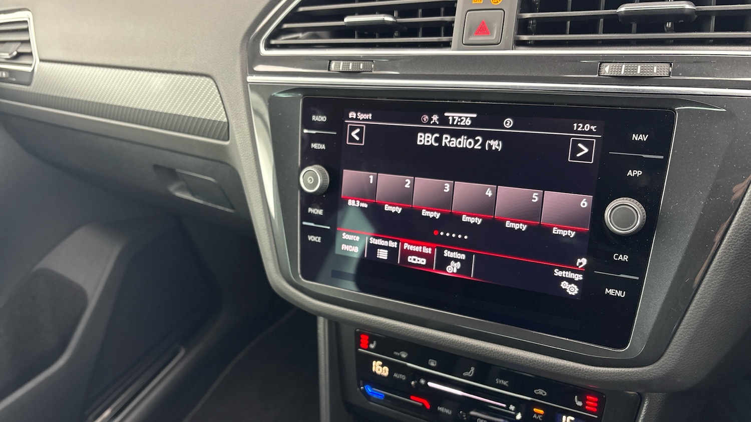 Used Volkswagen Tiguan 2023 for sale - 77676466: Photo 16