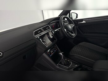 Used Volkswagen Tiguan 2023 for sale - 77676466: Photo