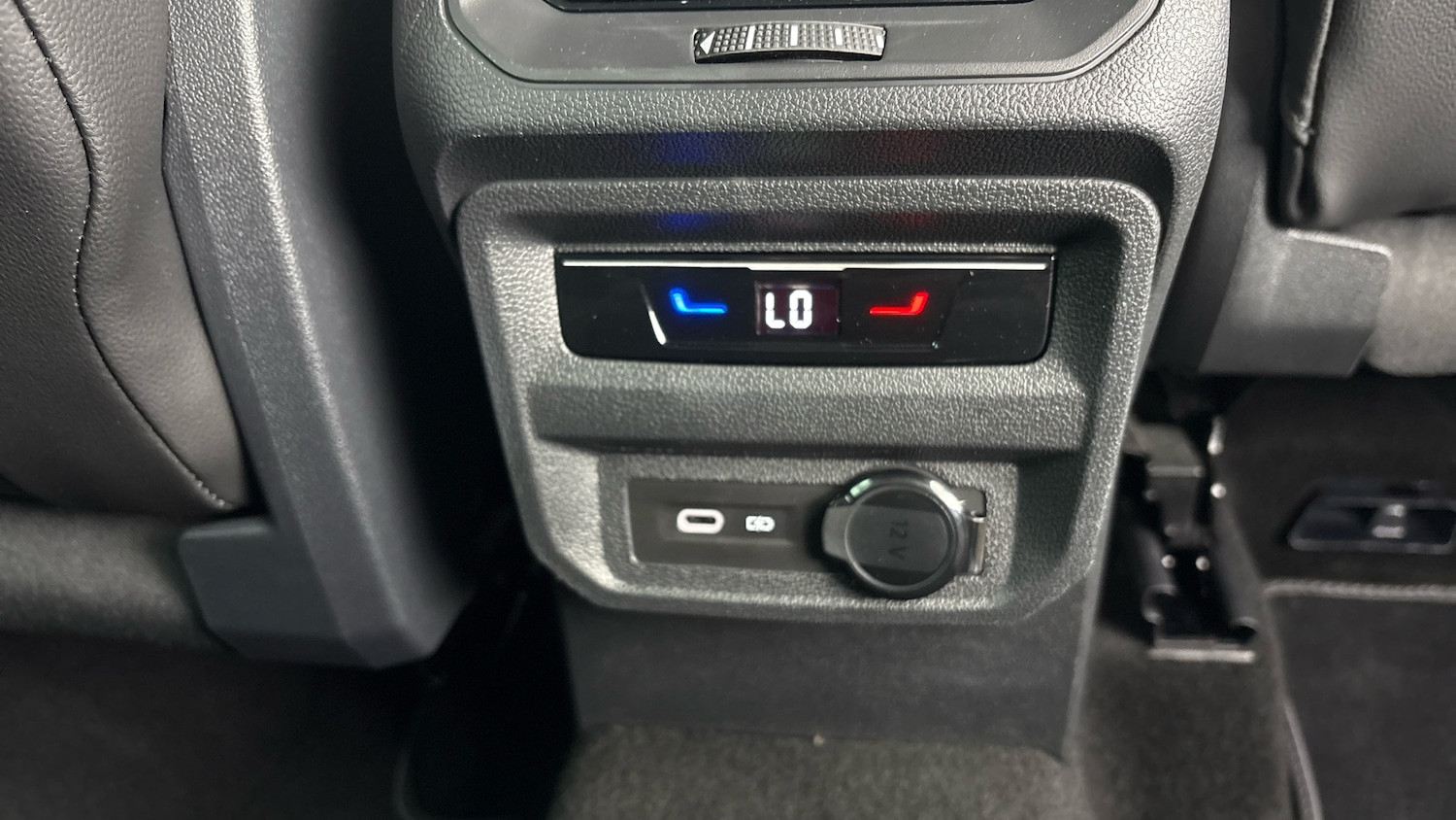 Used Volkswagen Tiguan 2023 for sale - 77676466: Photo 35