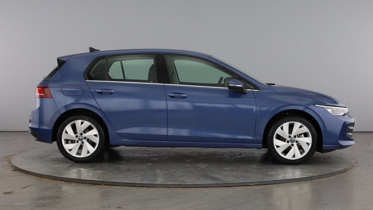Used Volkswagen Golf 2025 for sale - 77602505: Photo 4