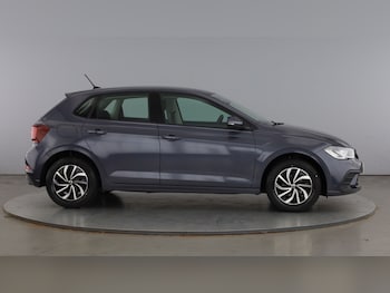 Used Volkswagen Polo 2023 for sale - 79111789: Photo