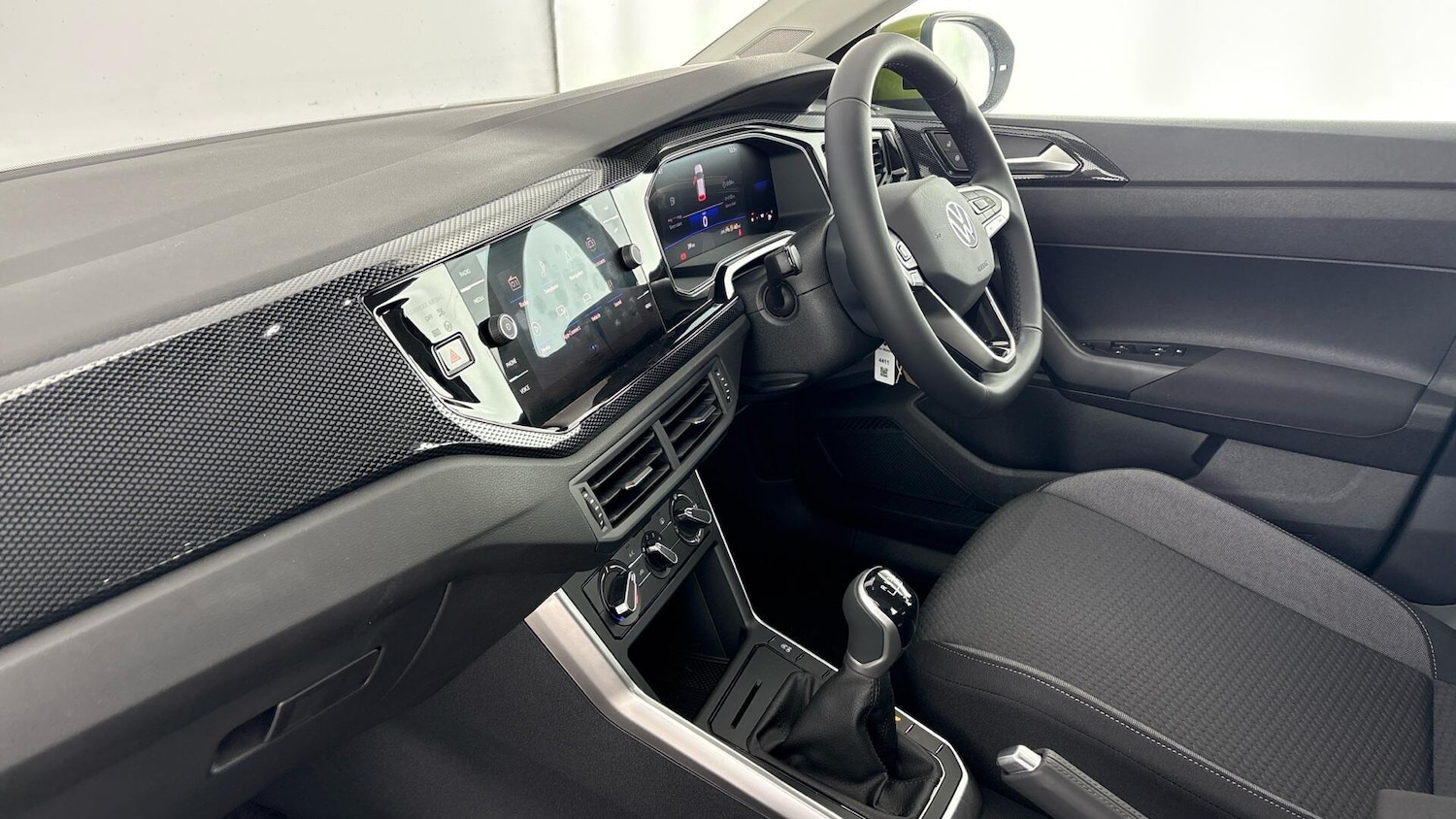 Used Volkswagen Taigo 2025 for sale - 77630888: Photo 2