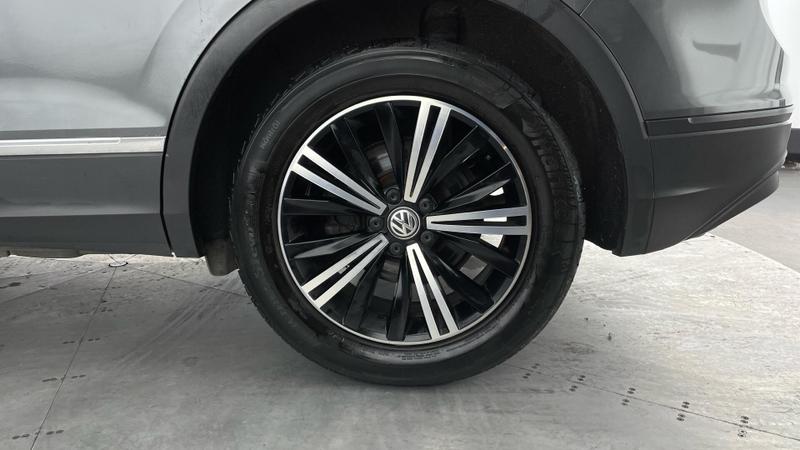 Used Volkswagen Tiguan 2018 for sale - 76519734: Photo 34
