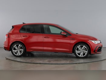 Used Volkswagen Golf 2023 for sale - 76332610: Photo