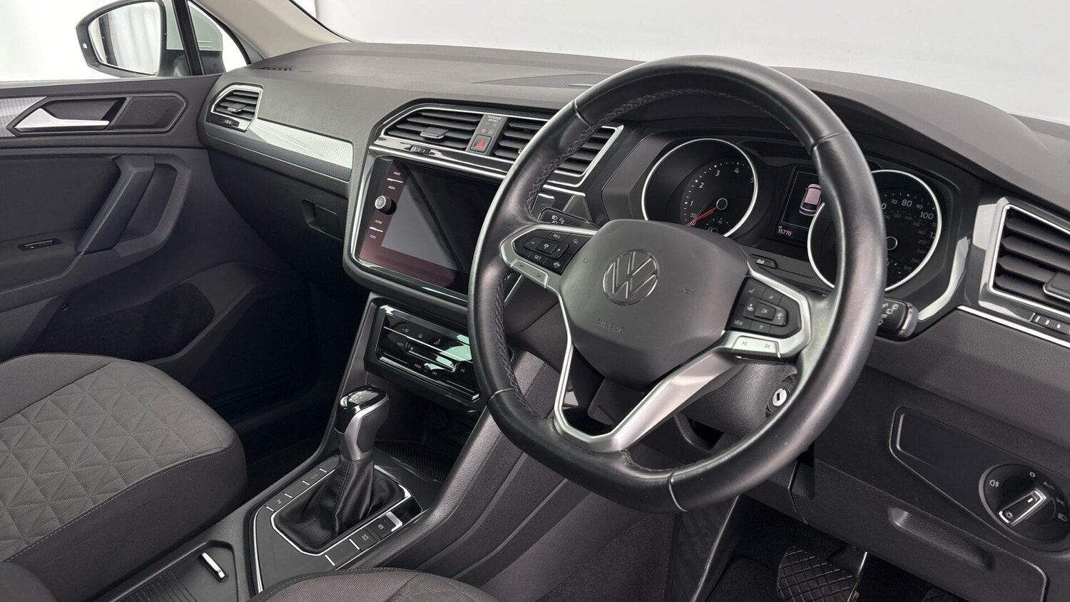 Used Volkswagen Tiguan 2020 for sale - 77506347: Photo 6