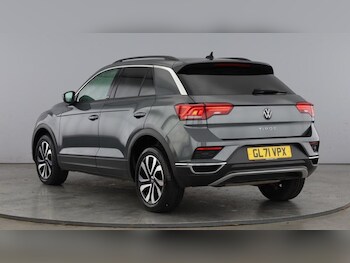 Used Volkswagen T-Roc 2022 for sale - 76362992: Photo