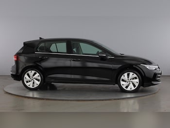 Used Volkswagen Golf 2025 for sale - 79111797: Photo