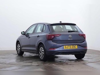 Used Volkswagen Polo 2023 for sale - 76541441: Photo