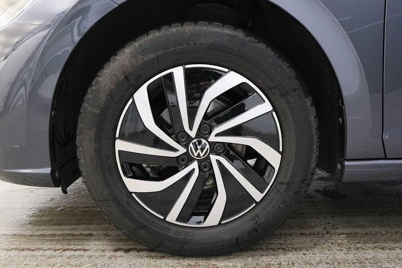 Used Volkswagen Polo 2023 for sale - 76541441: Photo 5