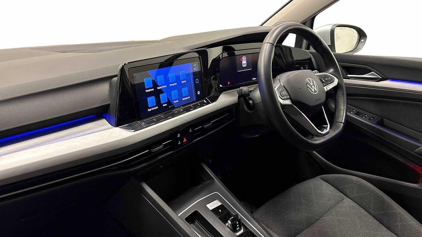 Used Volkswagen Golf 2023 for sale - 77506150: Photo 2