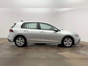 Used Volkswagen Golf 2023 for sale - 77506150: Photo