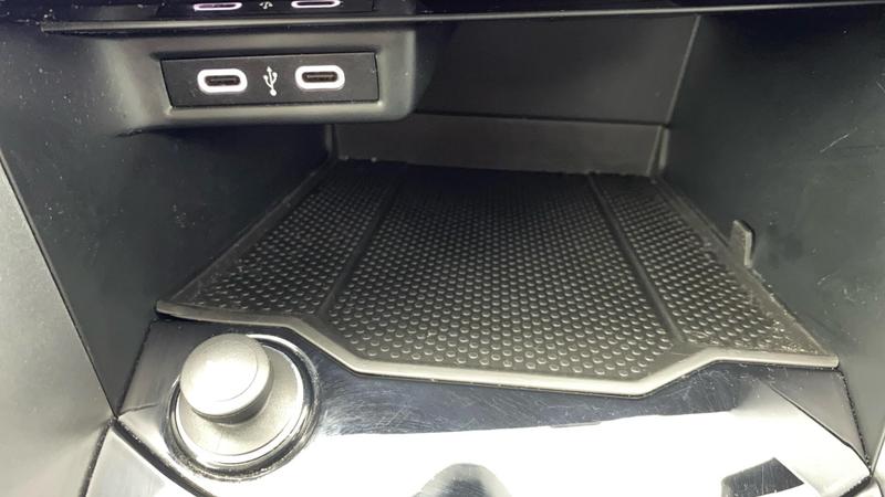 Used Volkswagen T-Roc 2022 for sale - 76664850: Photo 12