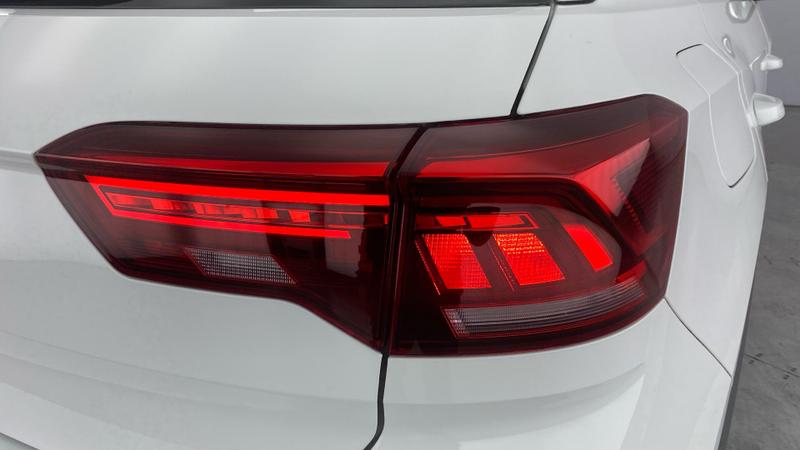 Used Volkswagen T-Roc 2022 for sale - 76664850: Photo 22