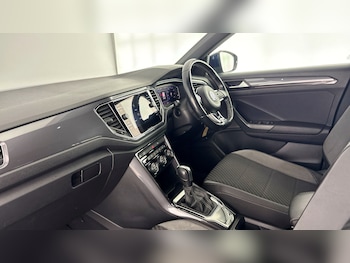 Used Volkswagen T-Roc 2019 for sale - 78258586: Photo