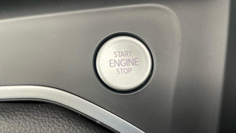 Used Volkswagen Golf 2024 for sale - 75945327: Photo 12