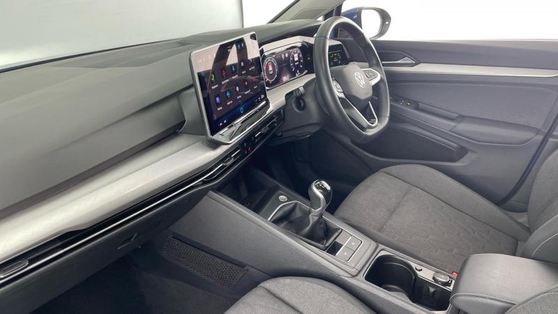 Used Volkswagen Golf 2024 for sale - 75945327: Photo 2