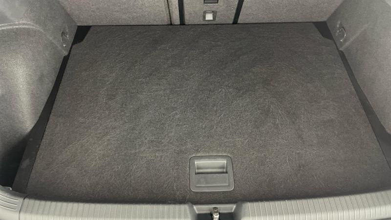 Used Volkswagen Golf 2024 for sale - 75945327: Photo 31