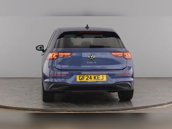 Used Volkswagen Golf 2024 for sale - 75945327: Photo