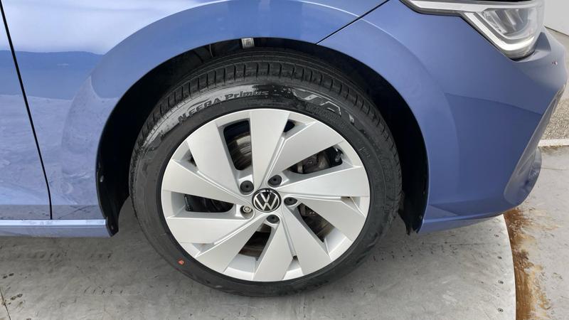 Used Volkswagen Golf 2024 for sale - 75945327: Photo 5